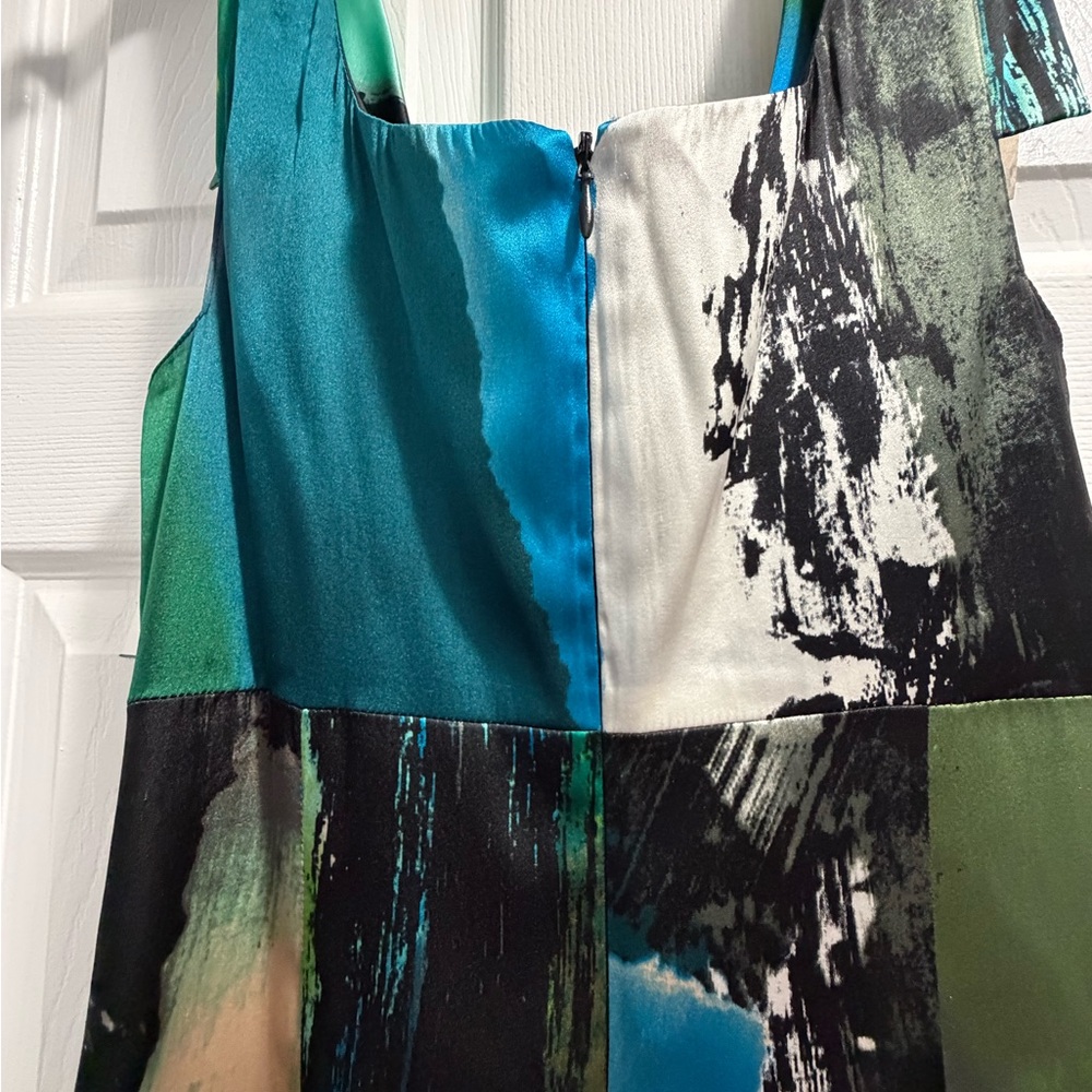 Black Halo Sleeveless Silk Dress - Picture 10 of 11